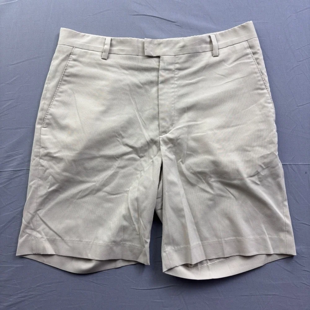 Tiger Woods Collection Nike Mens Golf Shorts Tan Khaki Stretch Size 35 FlatFront